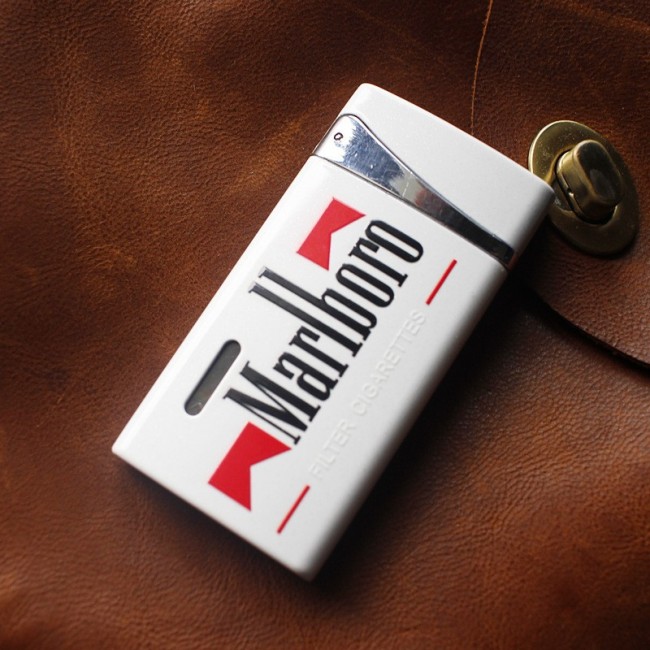 Bật Lửa Gas Khò Marlboro Sơn Tĩnh Điện Màu Trắng