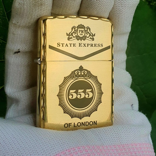 Bật Lửa Zippo Đồng Viền Vàng Ba Số 555 Đời La Mã E-XIII Mộc Đáy Ngược Bánh Xe Xéo Xỏ Chỉ