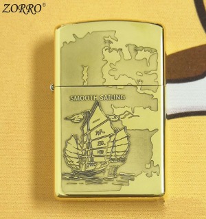 Bật Lửa Zippo Zorro Thuận Buồm Xuôi Gió Khắc 3 Mặt Đồng Nguyên Khối ( Xài Xăng - Có Hộp )