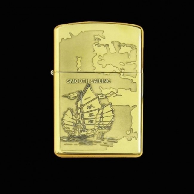 Bật Lửa Zippo Zorro Thuận Buồm Xuôi Gió Khắc 3 Mặt Đồng Nguyên Khối ( Xài Xăng - Có Hộp )