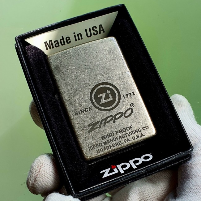 Bật Lửa Zippo Bạc Cổ Xi Bụi Logo Chữ Xéo 1932 Đời La Mã H-IV