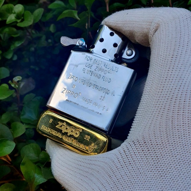 Bật Lửa Zippo Khảm Xà Cừ BRADFORD ( Zippo Armor Vỏ Dày Đời 22 ) - Có Hộp - Tem Đỏ