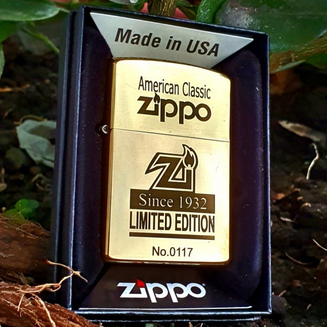 Bật Lửa Zippo Mỹ Đồng American Classic Đời E-XVI ( Ruột Vàng , Có Tem Đỏ , Fullbox)