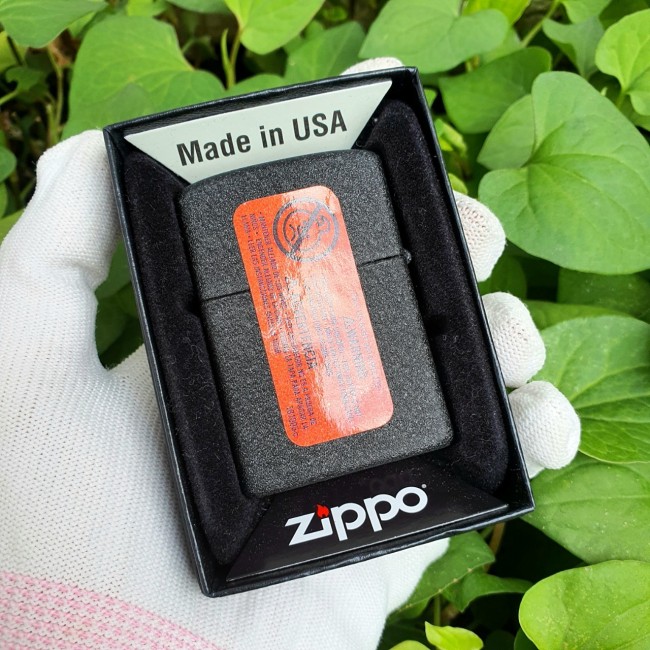 Bật Lửa Zippo Đen Nhám American Classic Đời La Mã E2000-XVI ( Có Tem Đỏ ) KÈM HỘP ZIPPO