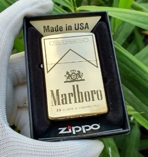 Bật Lửa Zippo Mỹ Đồng Marlboro Đời E2000-XVI ( Ruột Vàng , Fullbox)