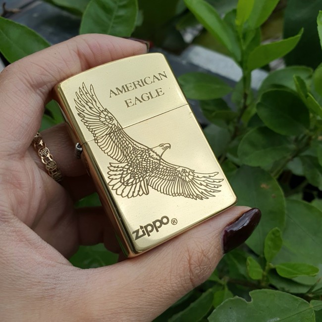 Bật Lửa Zippo Mỹ Đồng Biểu Tượng Chim Ưng Đời E-XVI ( Ruột Vàng , Có Tem Đỏ , Fullbox)