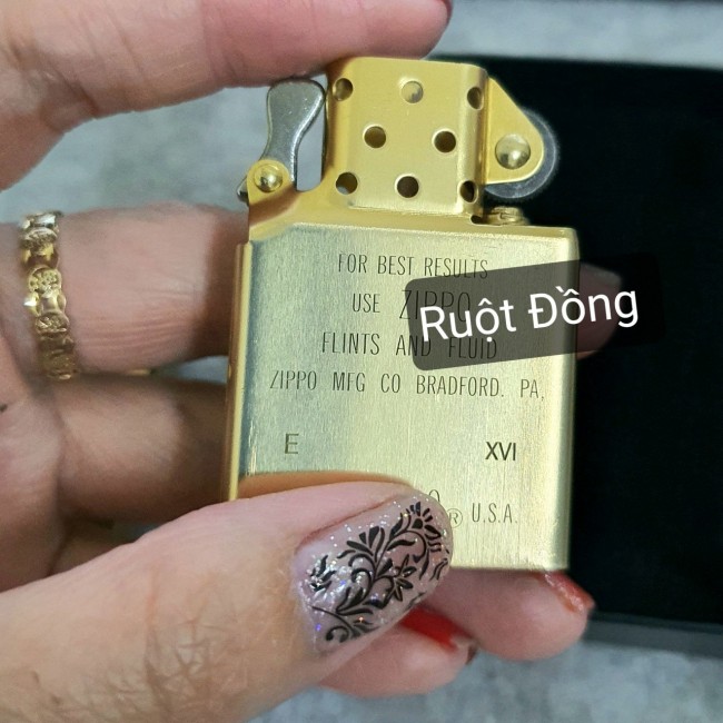 Ruột Vàng Zippo Thau Nguyên Chất Đời La Mã E-XIV ( Không Kèm Vỏ )