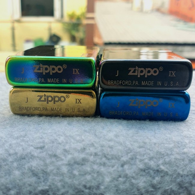 Bật Lửa Zippo Mạ Chrome Đời La Mã Màu Đen ( Có Tem Đỏ )