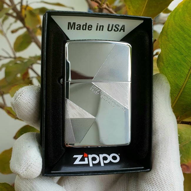 Bật Lửa Zippo Manufacturing Màu Bạc Đáy Dập Đời La Mã E2000-XVI ( Có Tem Đỏ - Fullbox)