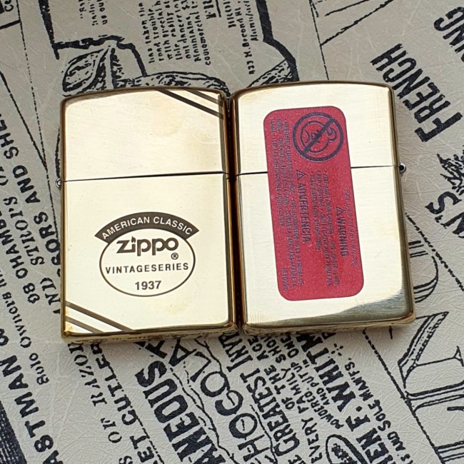 Bật Lửa Zippo Đồng Nguyên Khối American Classic 1937 Mộc Đáy Ngược Đời La Mã XIII - Có Hộp