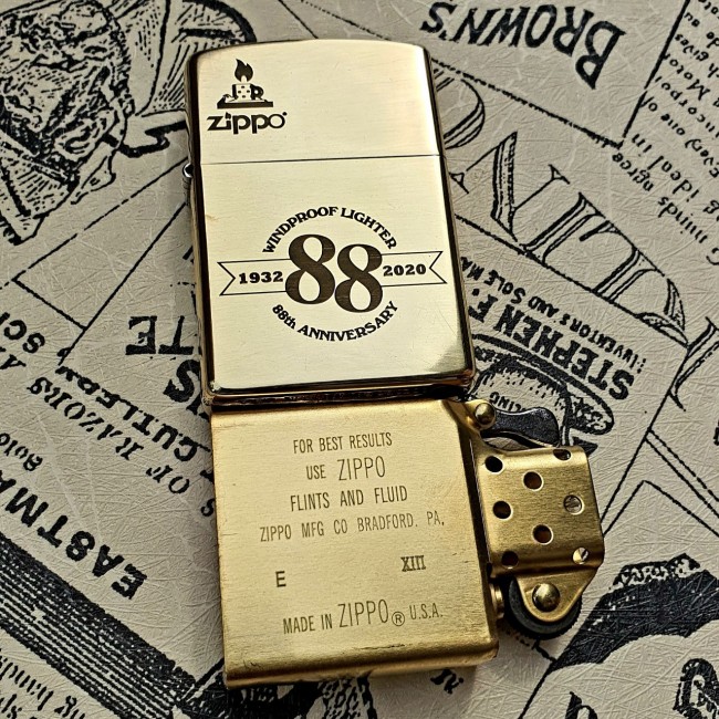 Bật Lửa Zippo Đồng Nguyên Khối Kỷ Niệm 88 Năm Mộc Đáy Ngược Đời La Mã XIII - Có Hộp