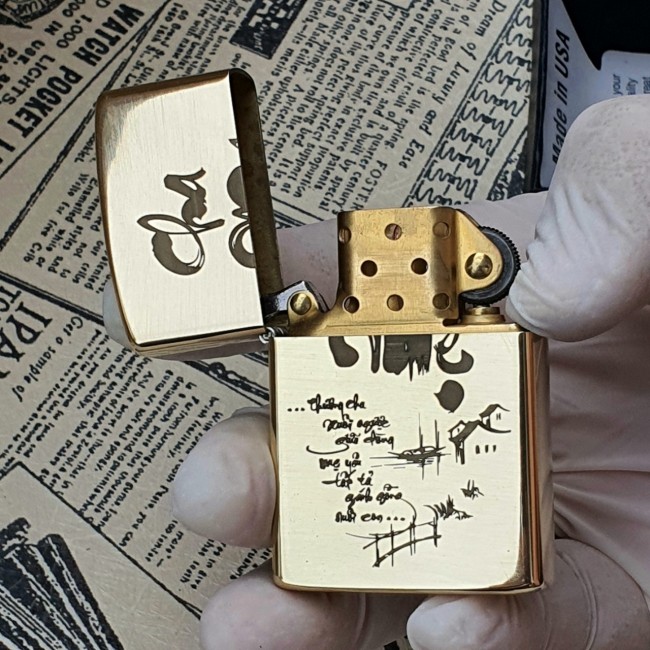 Bật Lửa Zippo Đồng Nguyên Khối Tình Cha Mẹ Mộc Đáy Ngược Đời La Mã XIII - Có Hộp