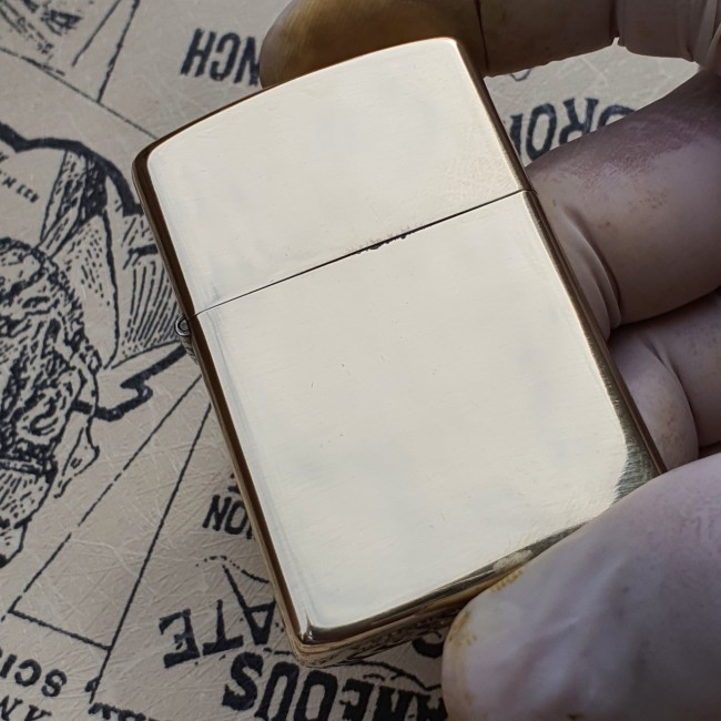 Bật Lửa Zippo Đồng Nguyên Khối Vàng Trơn Bóng Mộc Đáy Ngược Đời La Mã XIII - Có Hộp