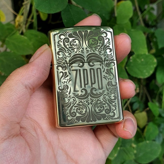 Bật Lửa Zippo Họa Tiết Hoa Văn Mộc Đáy Ngược Đời La Mã XIII Đồng Nguyên Khối - Có Hộp - Tem Đỏ