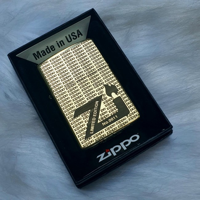 Bật Lửa Zippo Logo Ngọn Lửa Nhiều Chữ Mộc Đáy Ngược Đời La Mã XIII Phiên Bản Giới Hạn - Có Hộp - Tem