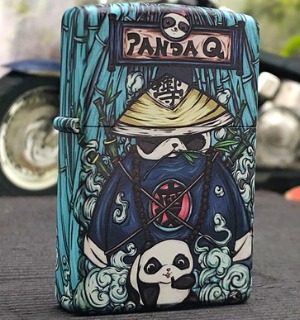 Bật Lửa Zippo Mỹ Nhật Sơn Tĩnh Điện 6 Mặt Phiên Bản Nhật - HÌNH GẤU PANDA