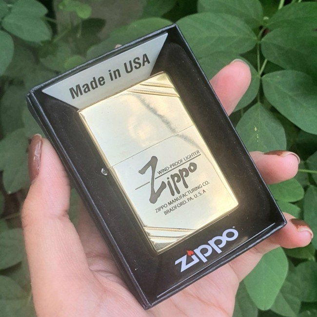 Bật Lửa Zippo Đồng Chặt Góc Wind-Proof Đáy Ngược Gạch Xéo Năm 1977 ( Có Tem Đỏ - Fullbox)