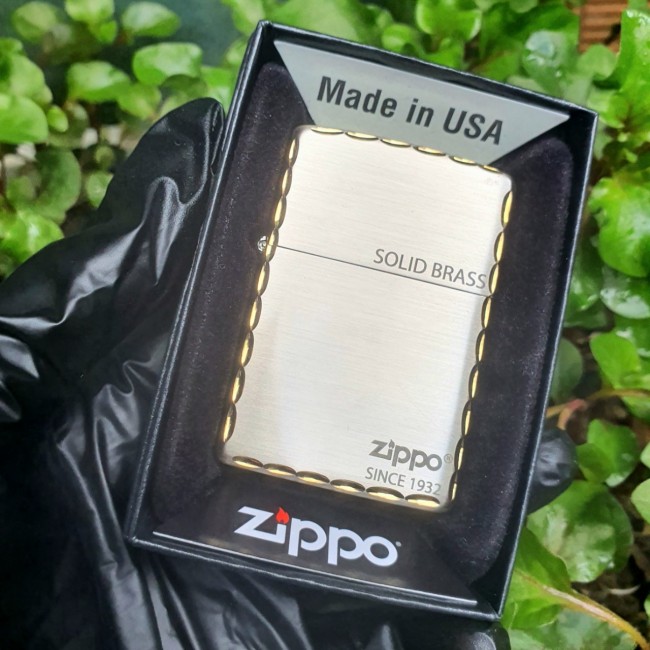 Bật Lửa Zippo SOLID BRASS Bạc Viền Vàng Đời Gạch Xéo Đáy Ngược 1977 ( Có Tem Đỏ - Fullbox )