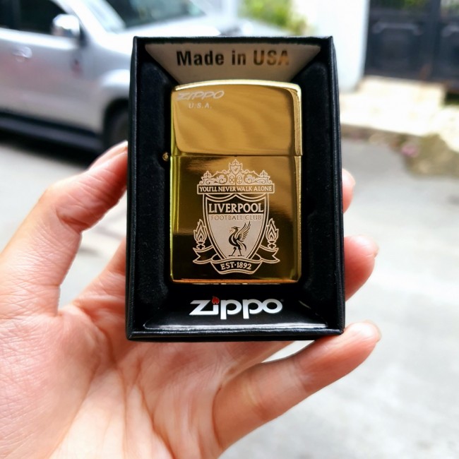 Bật Lửa Zippo Đội Bóng CLB Liverpool Đời La Mã E2000-XVI ( Có Tem Đỏ ) KHÔNG KÈM HỘP ZIPPO