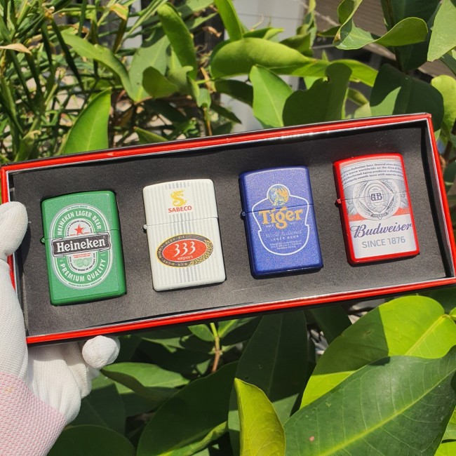 Bộ 4 Cái Zippo Sơn Tĩnh Điện Thương Hiệu Bia ( Có Hộp )