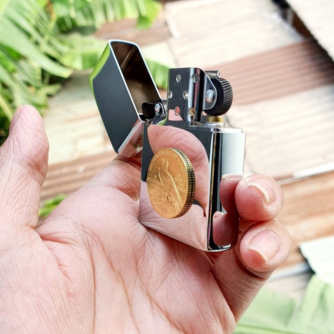 Bật Lửa Zippo Bạc Five Dollars Mộc Đáy Ngược Gạch Xéo 3 Gạch 1977