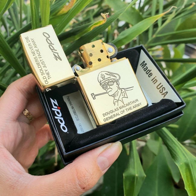 Bật Lửa Zippo Mỹ Đồng Đại Tướng Quân Đội Mỹ Đáy Lõm Đời E-XVI ( Ruột Vàng , Có Tem Đỏ , Fullbox)