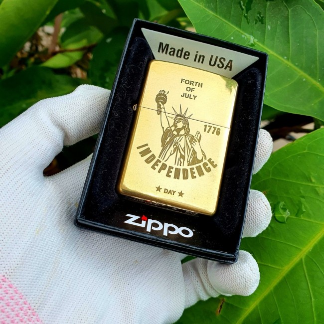 Bật Lửa Zippo Mỹ Đồng Nữ Thần Tự Do 1776 Đáy Lõm Đời E-XVI ( Ruột Vàng , Có Tem Đỏ , Fullbox)